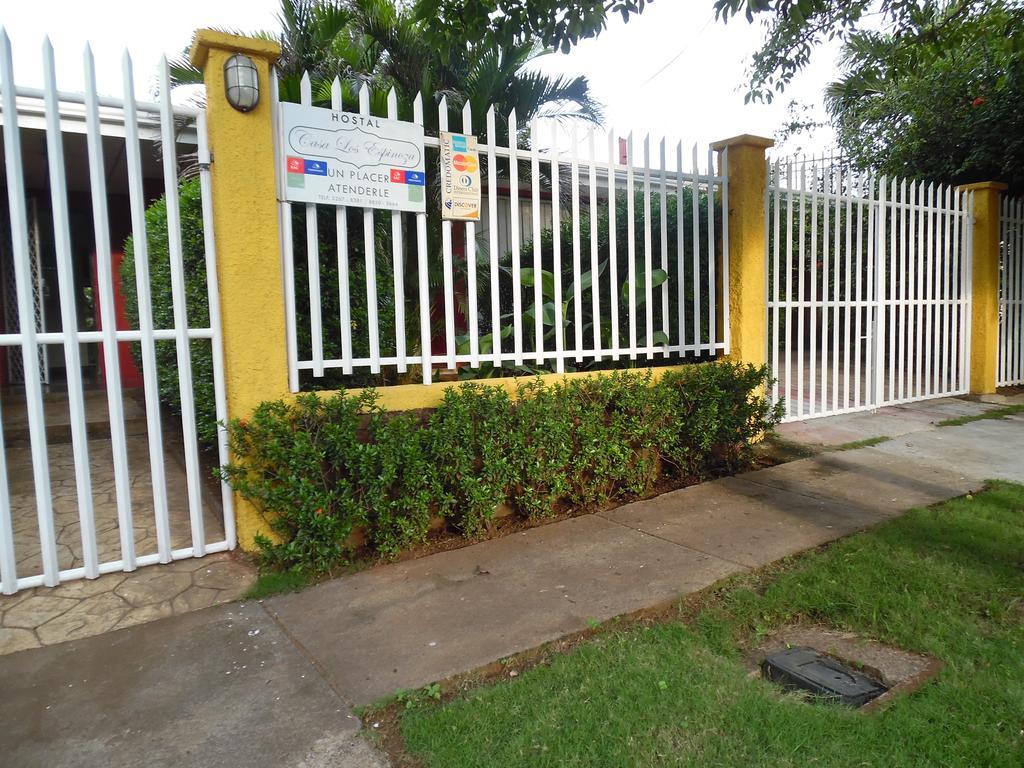 Hostal Casa Los Espinoza ماناجوا المظهر الخارجي الصورة