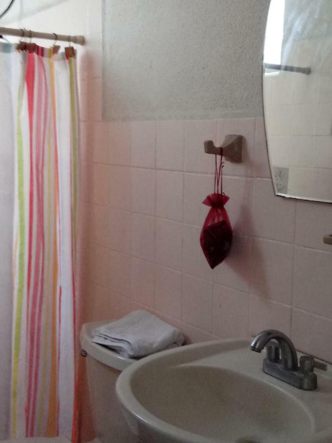 Hostal Casa Los Espinoza ماناجوا المظهر الخارجي الصورة
